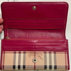 Gorgeous Burberry Wallet